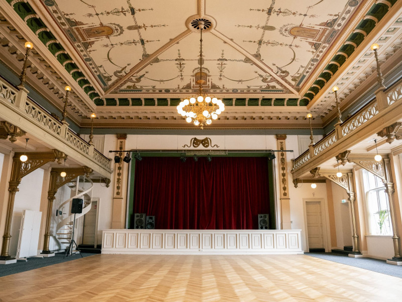 teatersal-gulv.jpg